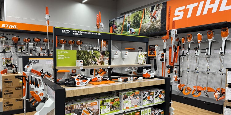 Blick auf die Stihl Ecke im EDER Profi-Baumarkt