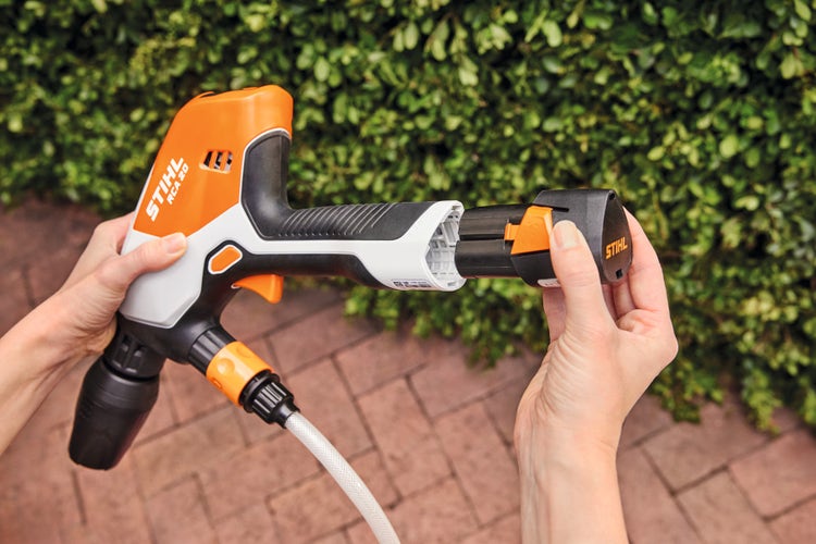 Einfacher Akkuwechsel beim STIHL RCA 20